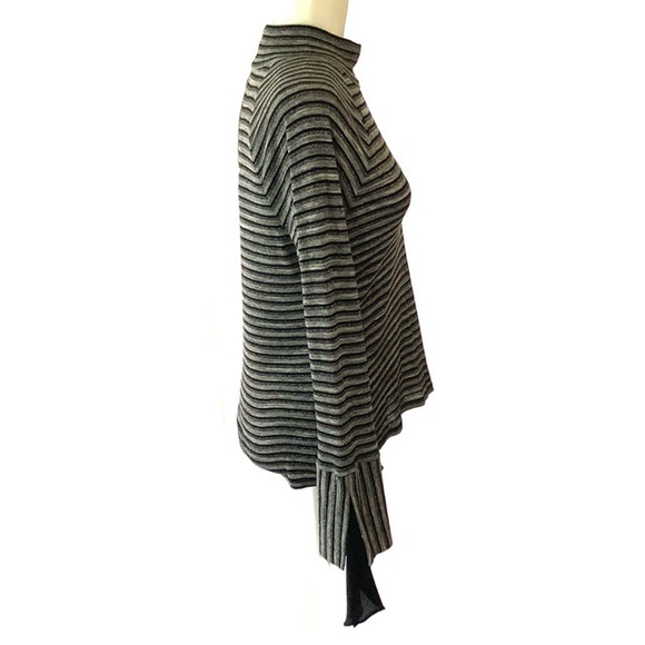 Laundry by Shelli Segal Sparkle Open Back Top - Picture 4 of 6